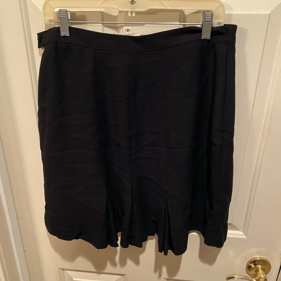 Mevisto Size 14 Skirt - Picture 3 of 3